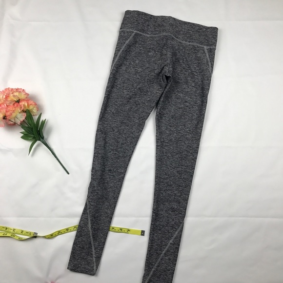 • Victoria's Secret yoga leggings • workout pants - Picture 4 of 8